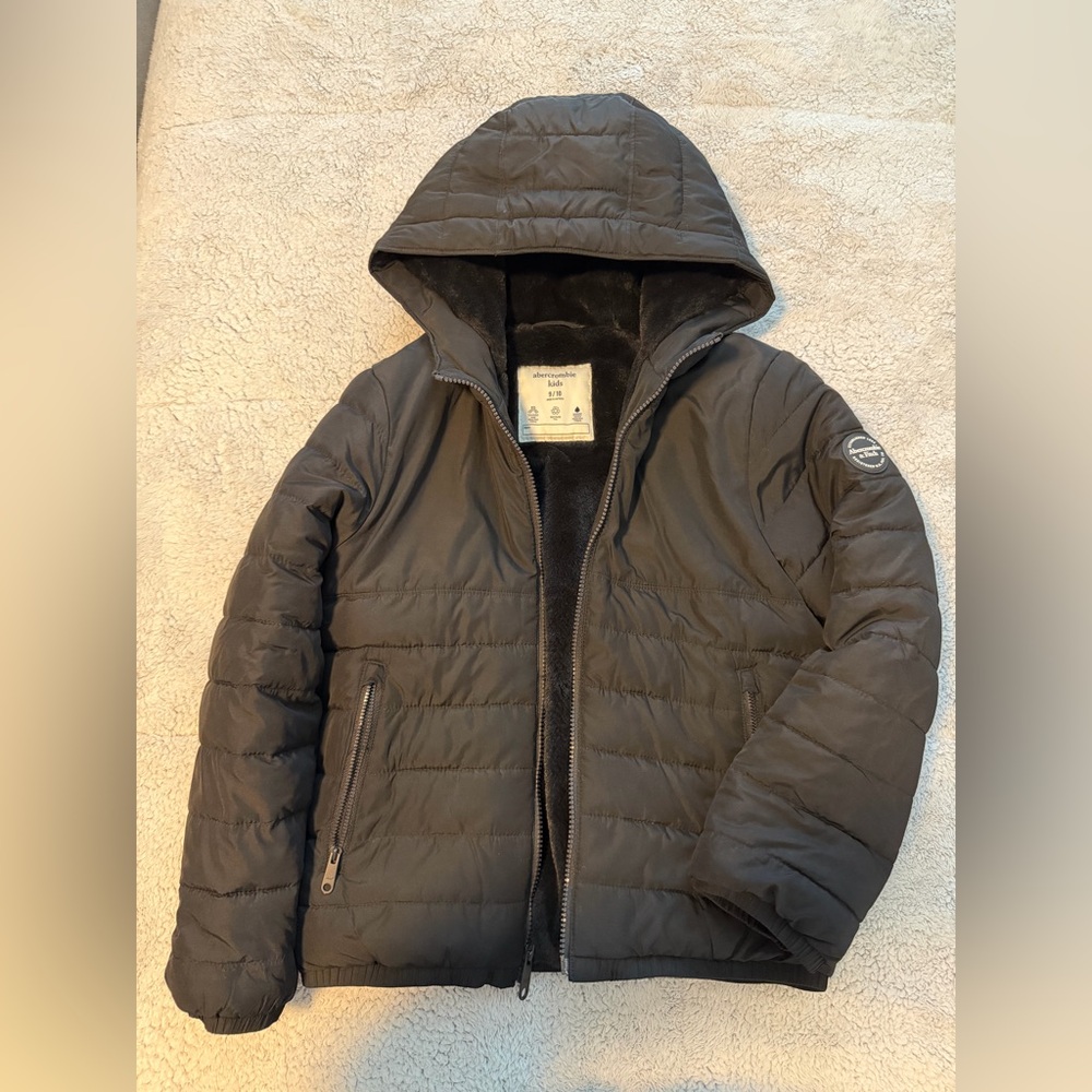 Boys Abercrombie Kids Black Hooded Puffer Jacket - size 9/10
